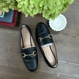 Alfani Gayle black leather loafer with horsebit hardware. EUC